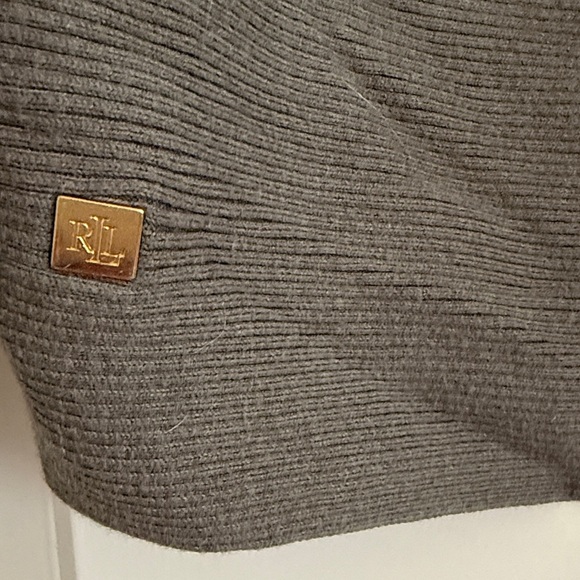 Lauren Ralph Lauren Olive Sweater - Picture 2 of 3